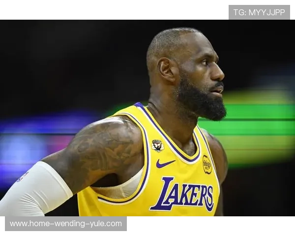 勒布朗詹姆斯再创历史新纪录 领衔湖人战胜勇士迎来连胜