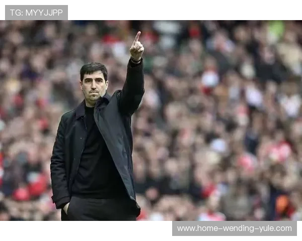 英格兰足球超级联赛新赛季精彩回顾及球队表现分析